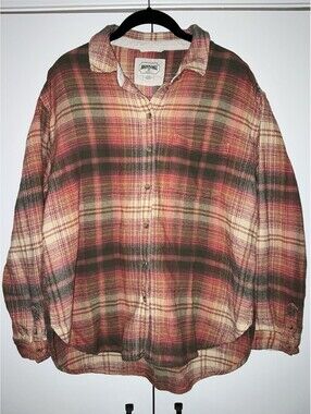 American Eagle Shirt Women's Size M Pink Plaid Heavyweight Button Up Soft Cozy